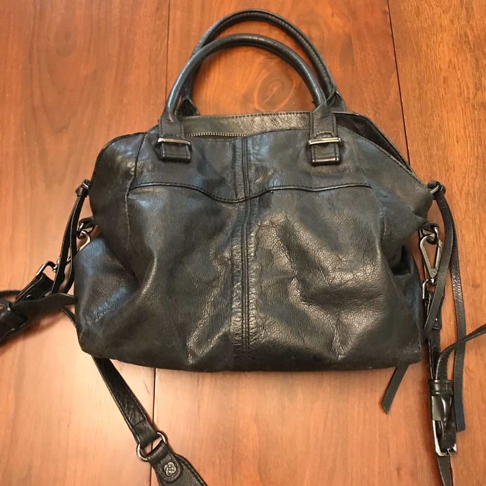 Elliot Lucca purse